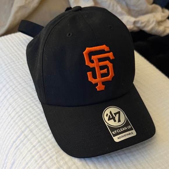 Madhappy MLB Giants Bowtie Hat - Picture 2 of 5